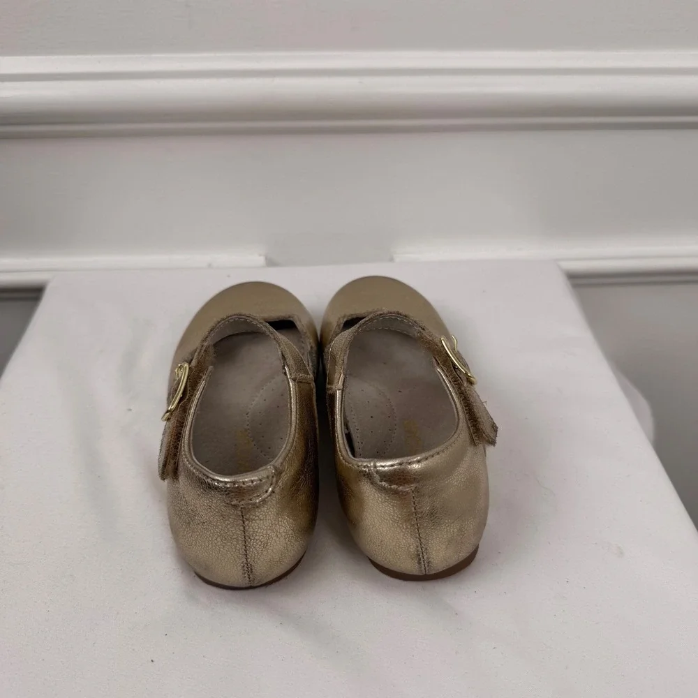 L'Amour Girls Metallic Gold Leather Scalloped Mary Jane Dress Shoes Size 8